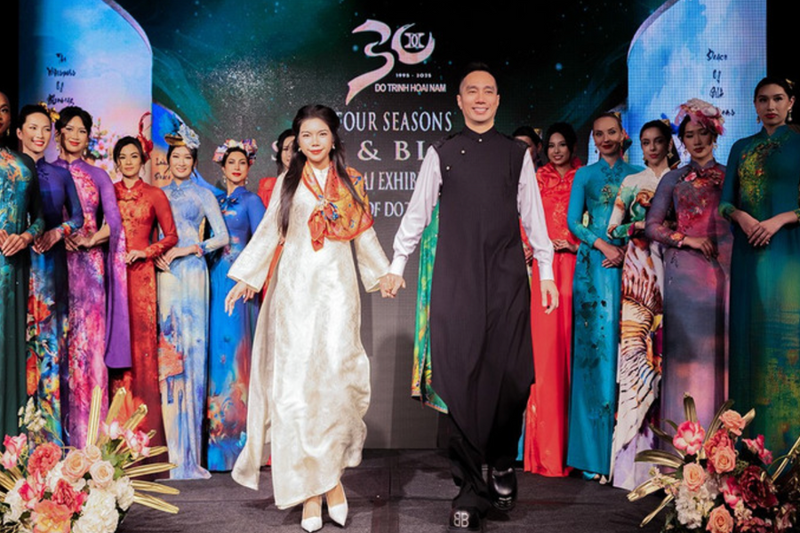 Áo dài Việt Nam toả sáng trên sàn diễn thời trang Mỹ