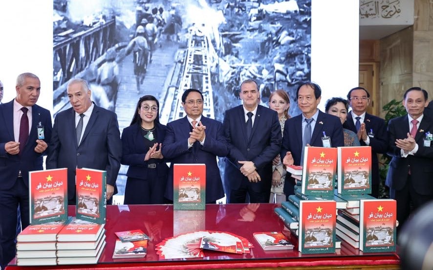 Ra mắt cuốn sách 'Điện Biên Phủ' của Đại tướng Võ Nguyên Giáp bằng tiếng Arab