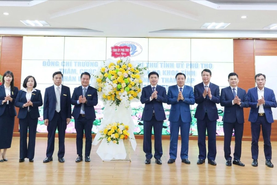 60 năm Bệnh viện Đa khoa tỉnh Phú Thọ: Từ khó khăn ban đầu đến "Cánh chim đầu đàn" của ngành Y Đất Tổ