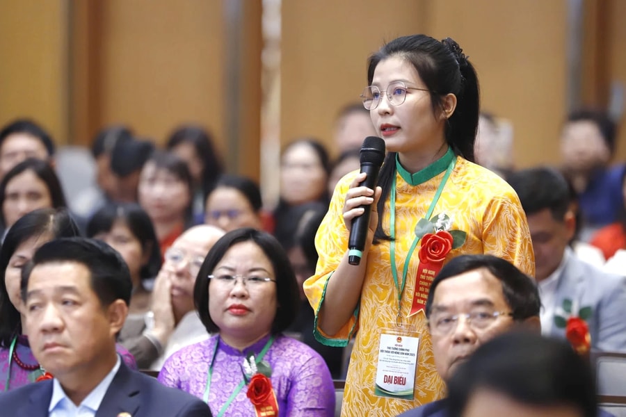 Hàng loạt vấn đề “nóng” bủa vây nông nghiệp: Bộ trưởng trực tiếp tháo gỡ tại buổi đối thoại với Thủ tướng